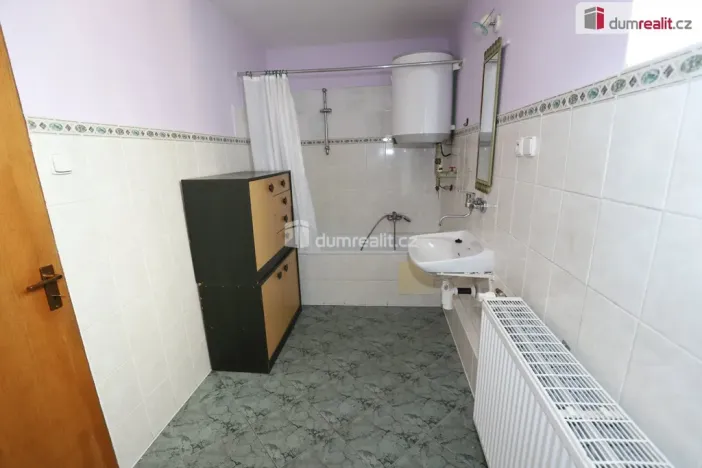 Pronájem bytu 1+1, Planá, náměstí Svobody, 40 m2
