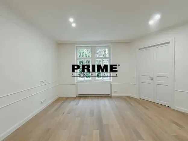 Pronájem bytu 4+kk, Praha - Vinohrady, náměstí Jiřího z Poděbrad, 118 m2