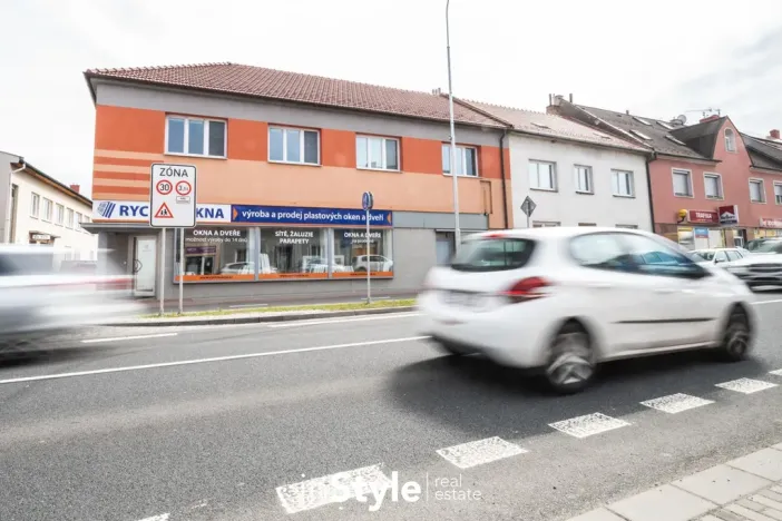 Pronájem bytu 3+1, Kunovice, Pod Valy, 97 m2