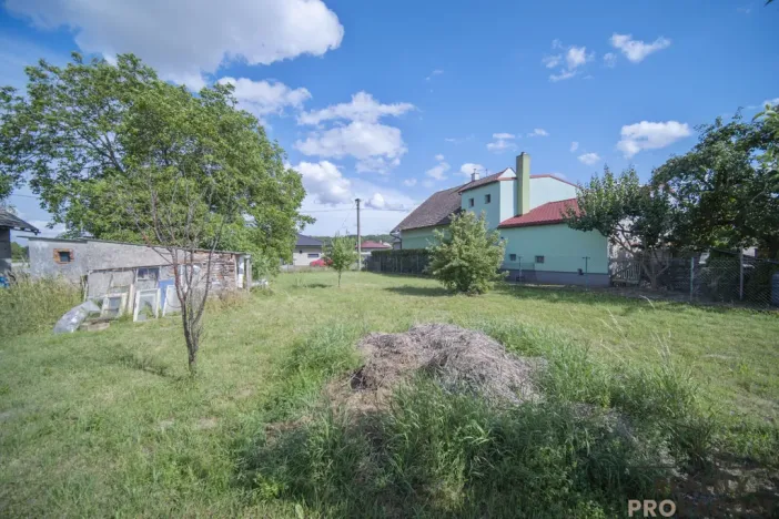 Prodej pozemku pro bydlení, Brloh, 813 m2