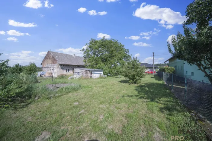 Prodej pozemku pro bydlení, Brloh, 813 m2