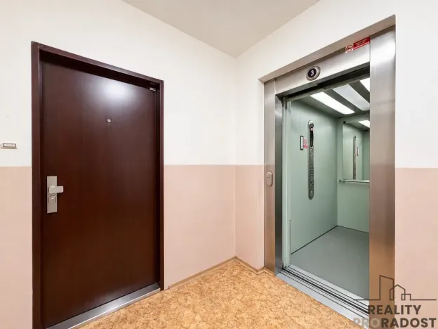 Prodej bytu 3+1, Praha, Vajdova, 68 m2