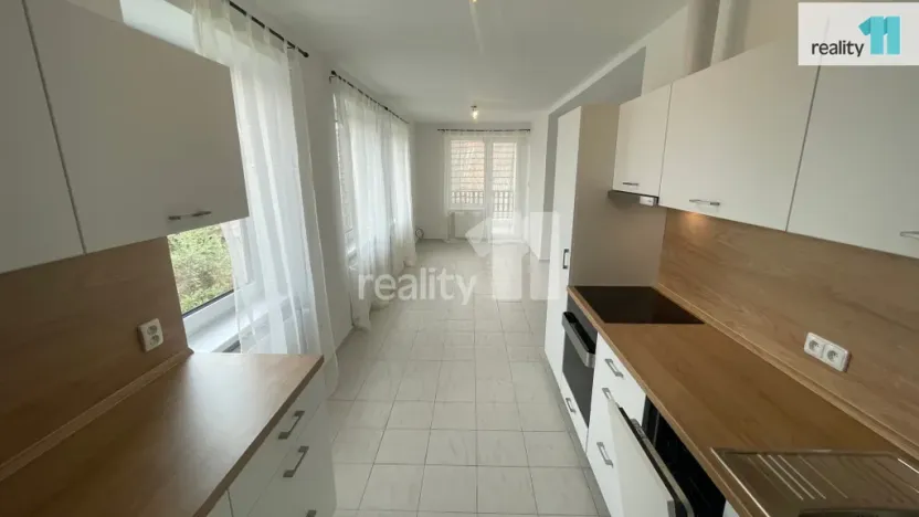 Pronájem bytu 3+1, Jiřice, 75 m2