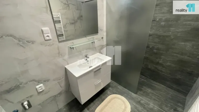 Pronájem bytu 3+1, Jiřice, 75 m2
