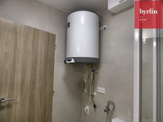 Pronájem kanceláře, Opava, Lužická, 38 m2