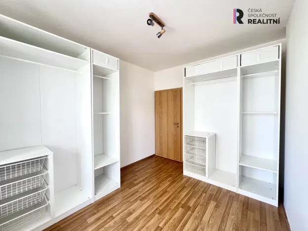 Pronájem bytu 3+kk, Brno - Žebětín, Hvozdecká, 93 m2