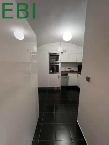 Pronájem bytu 2+kk, Praha - Vinohrady, Ibsenova, 48 m2