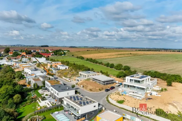 Prodej rodinného domu, Podolanka, Za Kovárnou, 150 m2