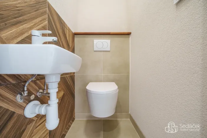 Prodej bytu 2+kk, Plzeň - Hradiště, Zelenohorská, 40 m2