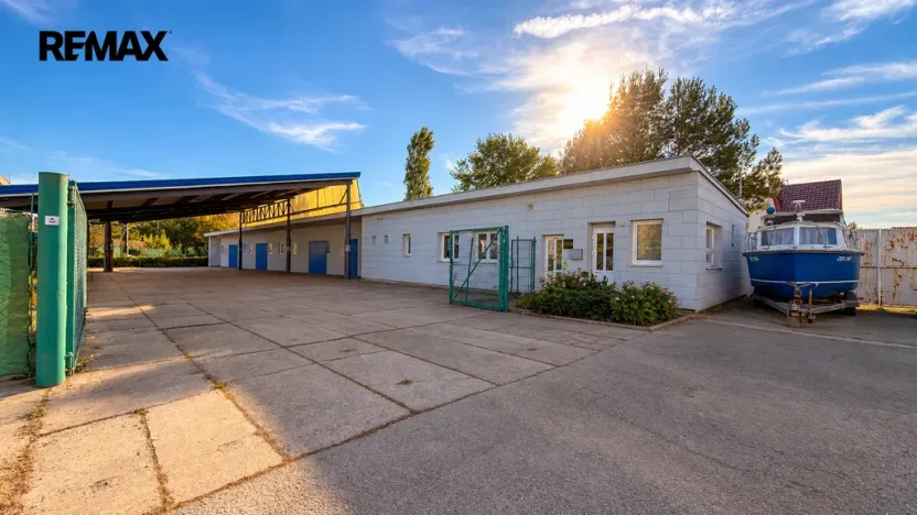Pronájem výrobních prostor, Hradec Králové - Kukleny, Pražská třída, 280 m2