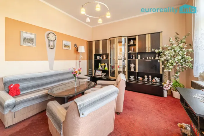 Prodej bytu 2+1, Aš, Resslova, 55 m2