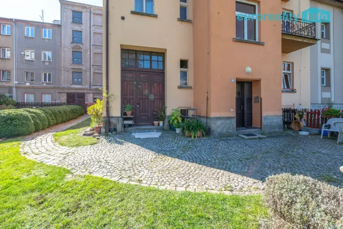 Prodej bytu 2+1, Aš, Resslova, 55 m2