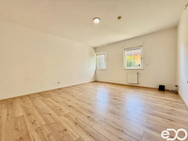 Pronájem bytu 2+1, Praha, Granátová, 70 m2