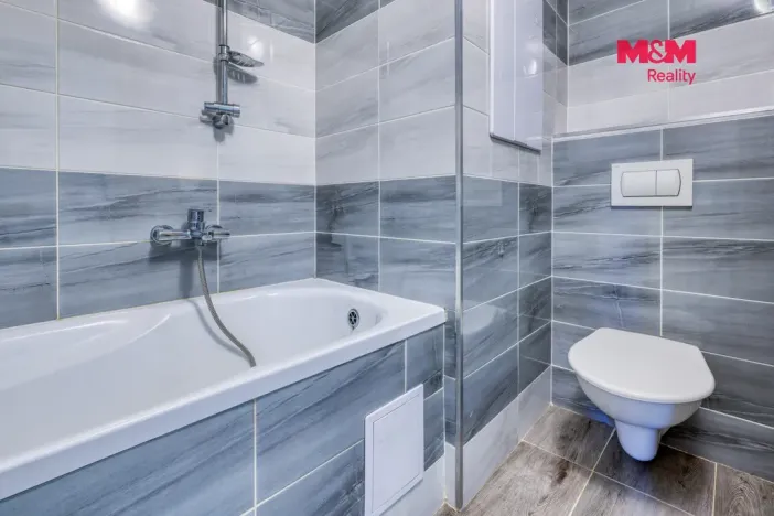 Prodej bytu 3+1, Rotava, Sídliště, 56 m2