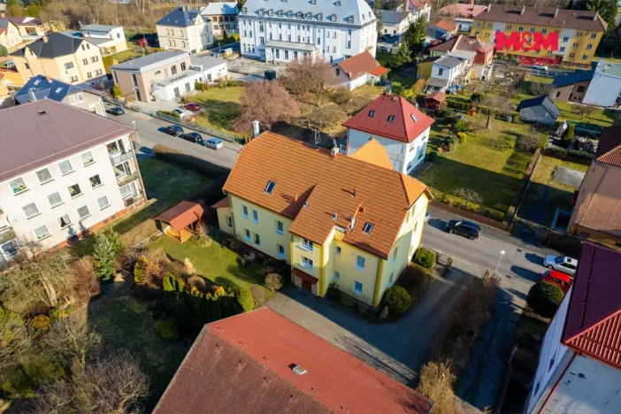 Pronájem garáže, Nový Bor, 23 m2