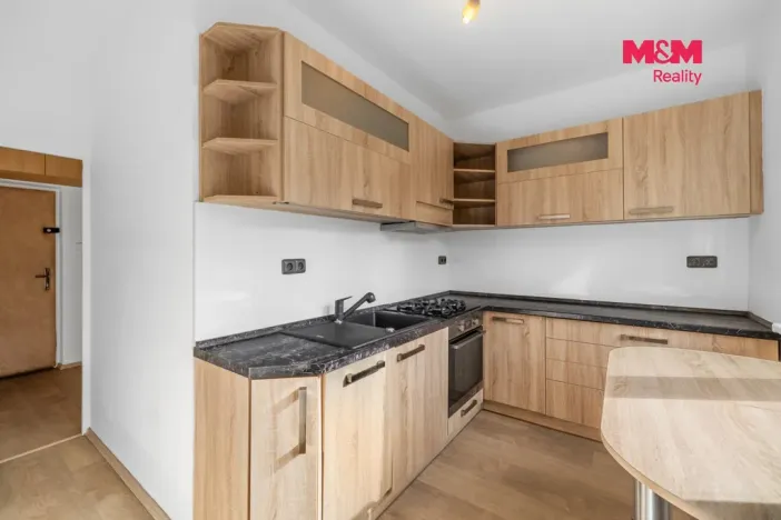 Prodej bytu 2+1, Kralupy nad Vltavou - Lobeček, Štefánikova, 55 m2