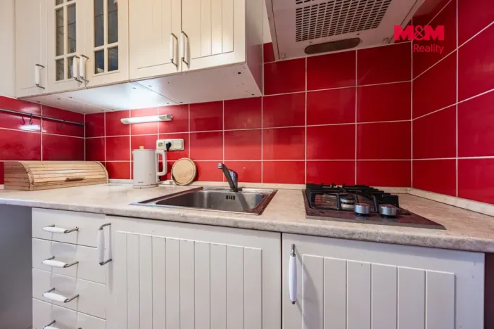Prodej bytu 2+kk, Praha - Háje, Stříbrského, 42 m2
