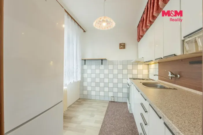 Pronájem bytu 2+1, Praha - Kobylisy, Košťálkova, 55 m2