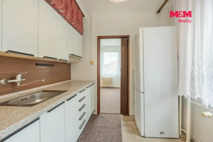 Pronájem bytu 2+1, Praha - Kobylisy, Košťálkova, 55 m2