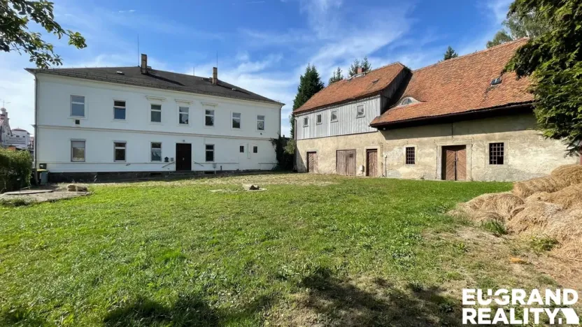 Prodej činžovního domu, Ebersbach, Německo, 300 m2