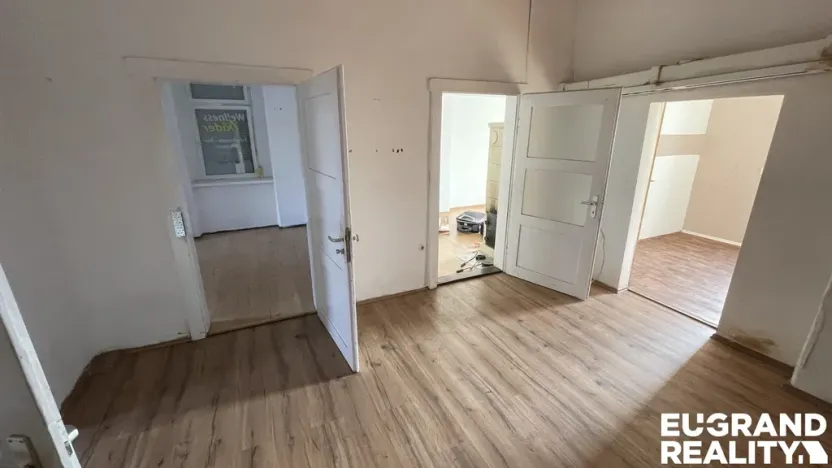 Prodej činžovního domu, Ebersbach, Německo, 300 m2