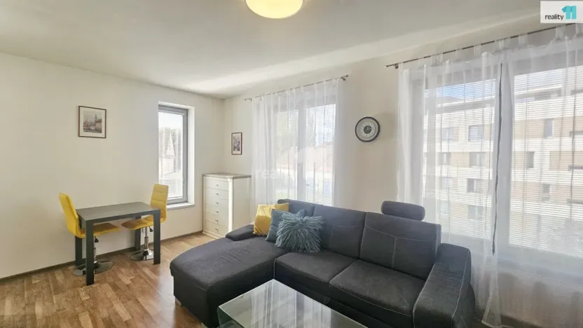 Pronájem bytu 1+kk, Kolín - Kolín III, Václavská, 30 m2