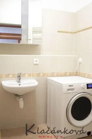Prodej bytu 3+1, Zlín, Podlesí V, 86 m2