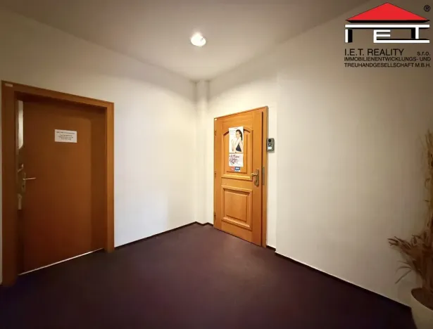 Pronájem obchodního prostoru, Brno, Orlí, 200 m2