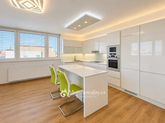Pronájem bytu 3+kk, Znojmo, Kosmákova, 115 m2