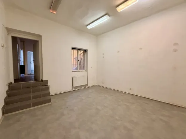 Pronájem obchodního prostoru, Plzeň, Veleslavínova, 95 m2