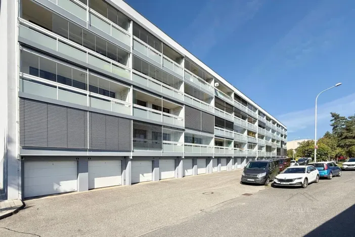 Prodej bytu 4+1, Praha - Radotín, Týřovická, 97 m2