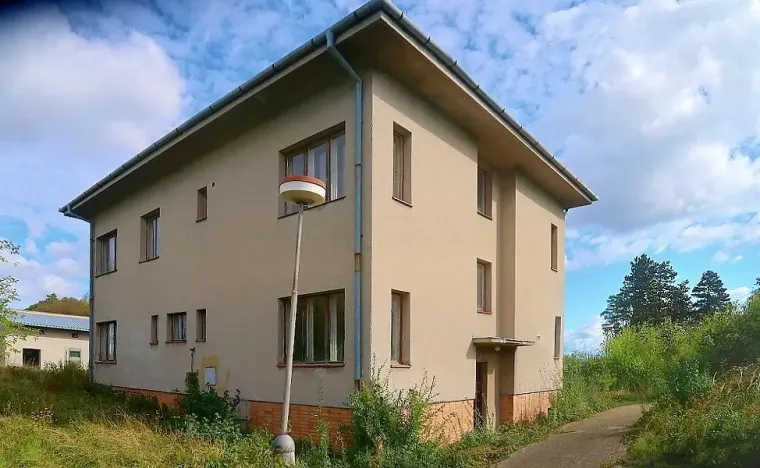 Pronájem skladu, Dobrochov, 500 m2