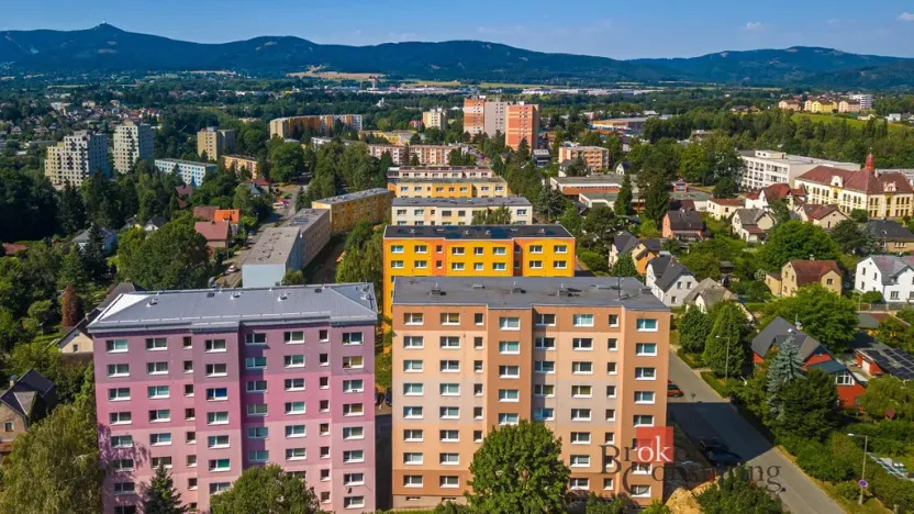Pronájem bytu 3+1, Liberec - Liberec XII-Staré Pavlovice, Jabloňová, 70 m2