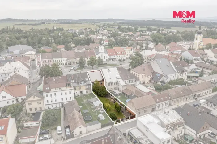Prodej činžovního domu, Třebechovice pod Orebem, Masarykovo náměstí, 180 m2