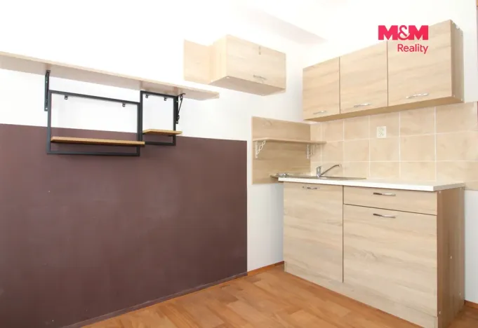 Pronájem, Nový Bor, Smetanova, 12 m2