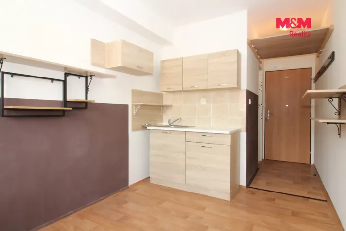 Pronájem, Nový Bor, Smetanova, 12 m2