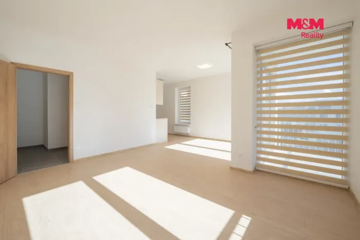 Pronájem bytu 1+kk, Cheb, K Pomezí, 41 m2