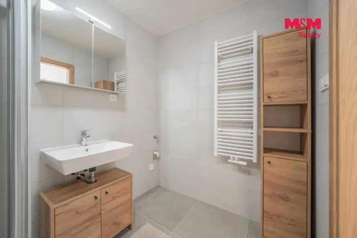 Pronájem bytu 1+kk, Cheb, K Pomezí, 41 m2