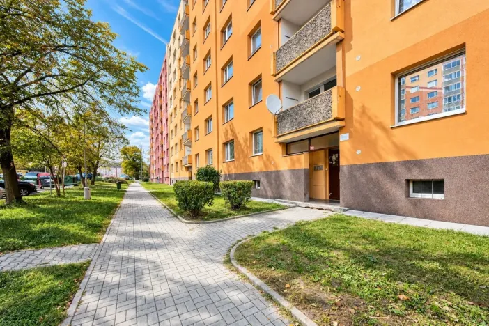Prodej bytu 4+1, Jirkov, Na Borku, 76 m2