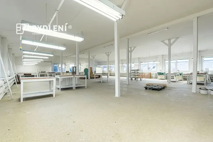 Prodej komerční nemovitosti, Duchcov, Sadová, 11341 m2