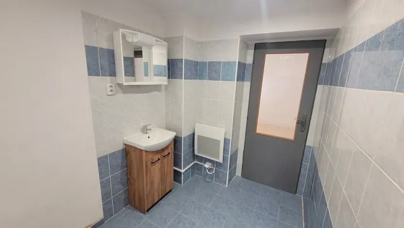Prodej rodinného domu, Žabovřesky nad Ohří, Ke dráze, 200 m2