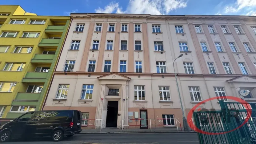 Prodej bytu 1+kk, Praha, Ohradní, 27 m2
