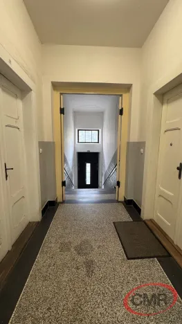 Prodej bytu 1+kk, Praha, Ohradní, 27 m2