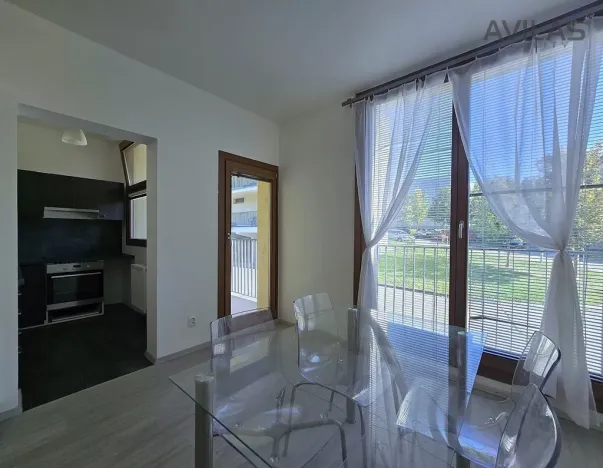 Pronájem bytu 3+kk, Týnec nad Sázavou - Brodce, Na Kněžině, 65 m2