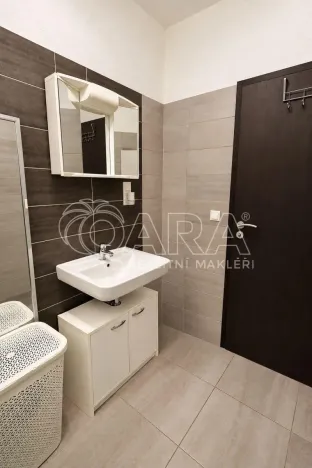 Prodej bytu 2+kk, Kladno - Kročehlavy, Generála Selnera, 42 m2