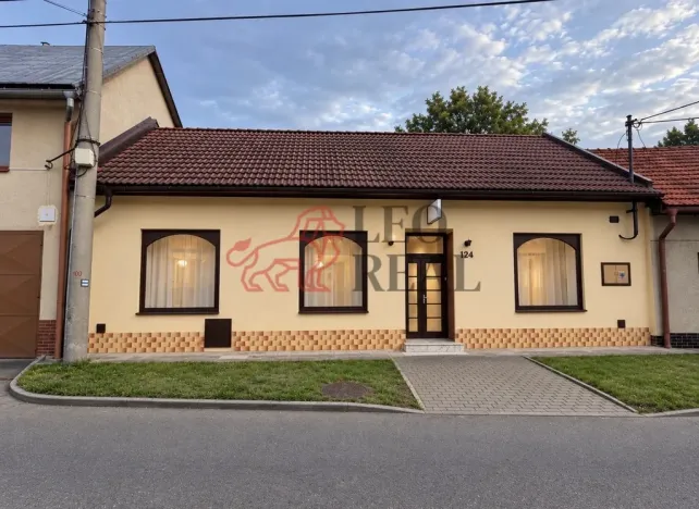 Prodej obchodního prostoru, Slušovice, Osvoboditelů, 89 m2