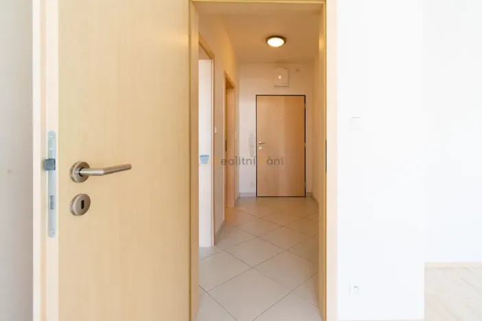 Pronájem bytu 2+kk, Praha - Stodůlky, náměstí Junkových, 50 m2
