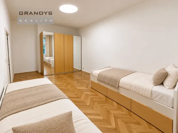 Pronájem bytu 2+kk, Praha, Ladova, 40 m2