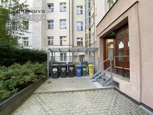 Pronájem bytu 2+kk, Praha, Ladova, 40 m2