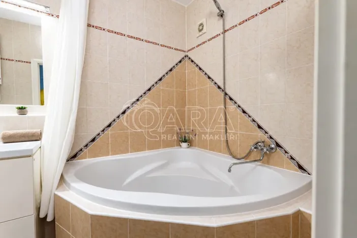 Prodej bytu 3+kk, Praha - Bohnice, Štětínská, 71 m2